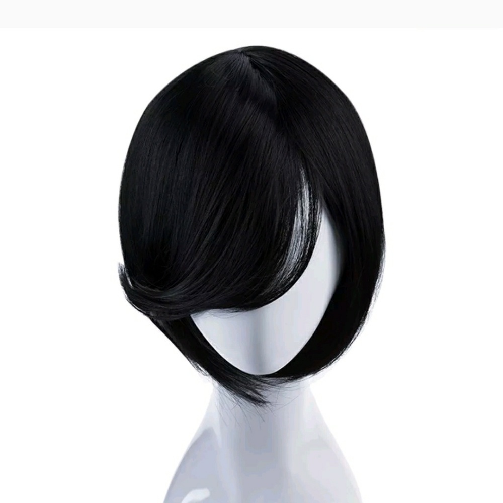 Black synthetic wig